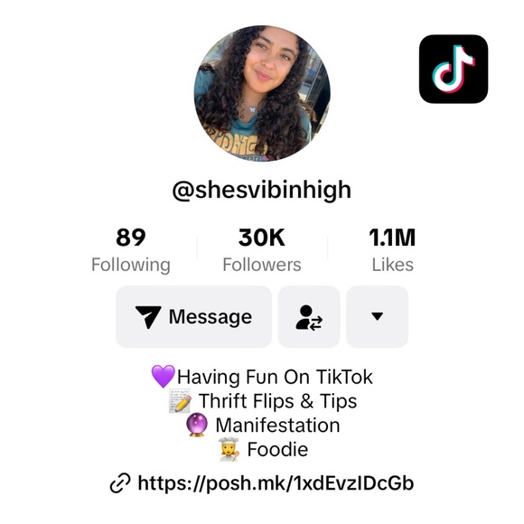 Meet Your Posher, @goodvibesmarket - Picture 7 of 14